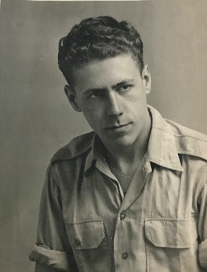 Daniel Poums um 1945