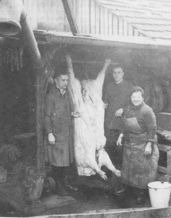 Paula Morgen 1941 mit Ernst und Kuno Rebstein Haus Nr 24